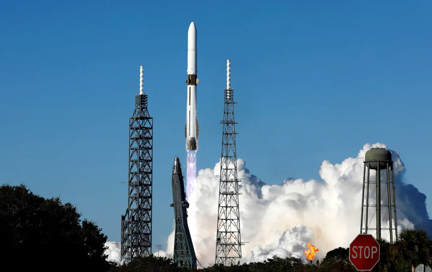 NASA-ի Մարս ճանապարհորդությունը․ Blue Origin-ը արձակել է իր հսկայական New Glenn հրթիռը