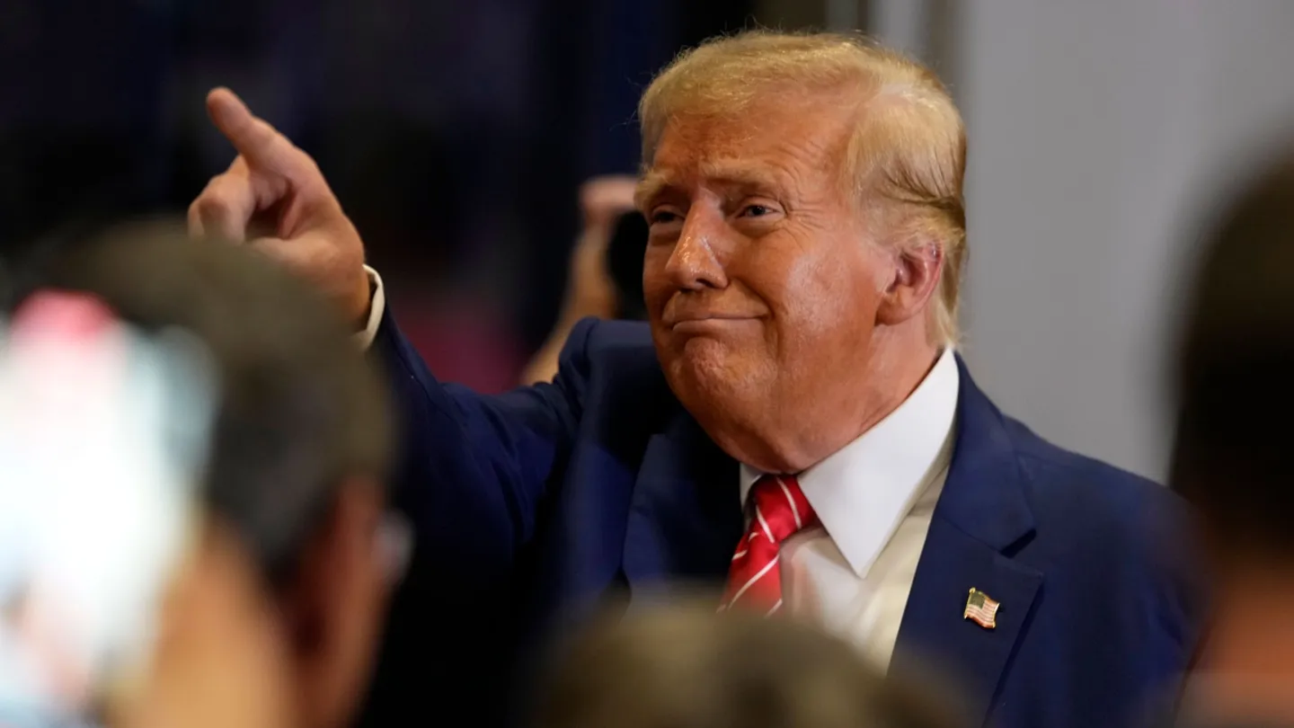 Трамп хочет посадить Клинтона?