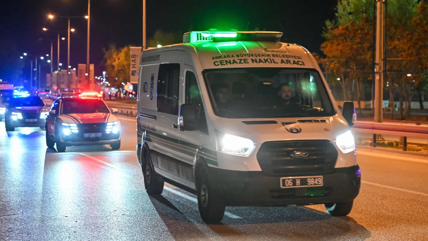 Corpos de soldados mortos na queda do avião de carga chegam à Türkiye