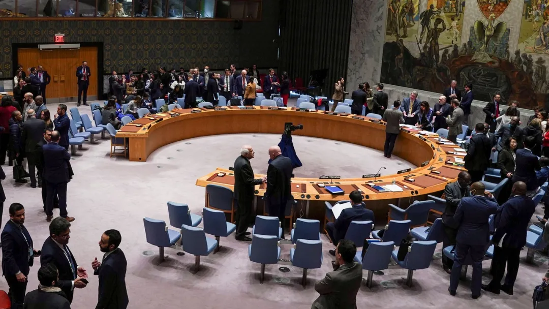 وسط تحذير واشنطن.. روسيا تتحدى مسودة القرار الأمريكي حول غزة وتطرح مشروعاً بديلاً