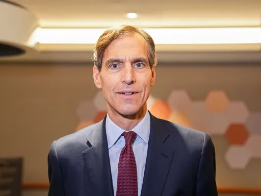 Banco da UE planeia investimentos na Türkiye e vê Istambul como novo centro regional