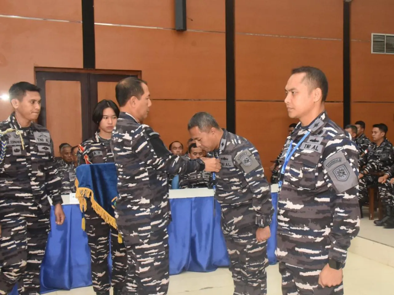 Pasukan pengawak KRI Prabu Siliwangi bertolak ke Italia untuk latihan kapal baru