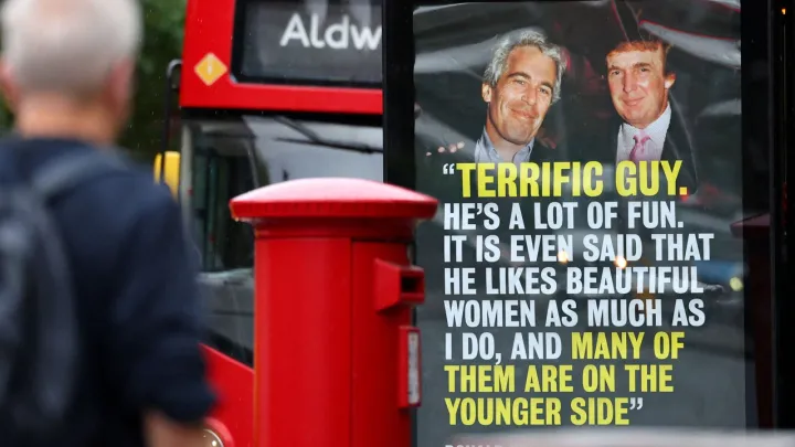 “Elle est dingue”: l’Affaire Epstein divise le camp Trump qui rompt avec une alliée emblématique