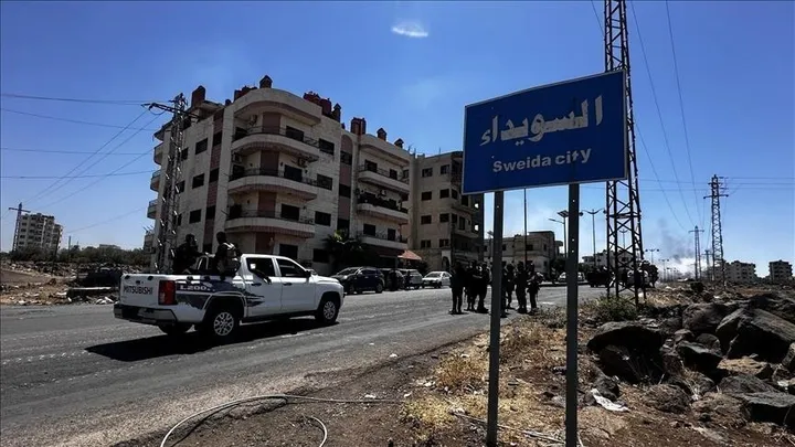 سوريا.. "خارجون عن القانون" يخرقون وقف إطلاق النار في السويداء مجدداً