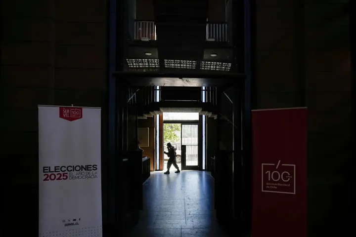 Chile votes in presidential race dominated by security concerns