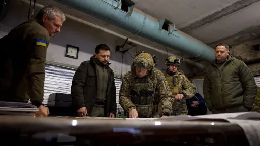 زلنسکی پس از حمله اخیر روسیه به کییف، خواستار سامانههای دفاع هوایی بیشتر شد