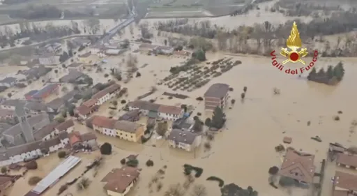 Dvoje nestalih nakon što je klizište pogodilo naselje u Italiji