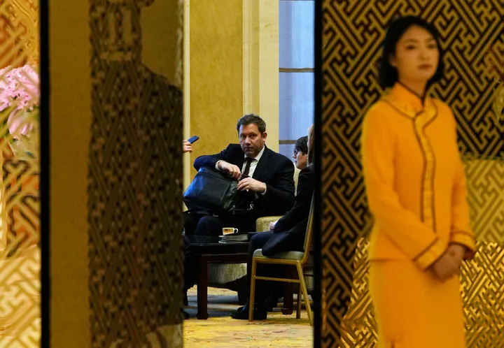 Grüne kritisieren China-Reise von Klingbeil