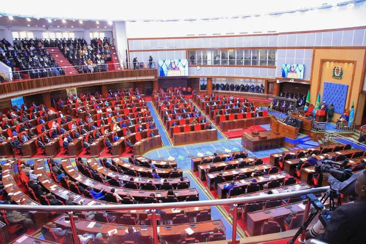 Kwa nini nchi huamua kuhamisha mji wake mkuu?