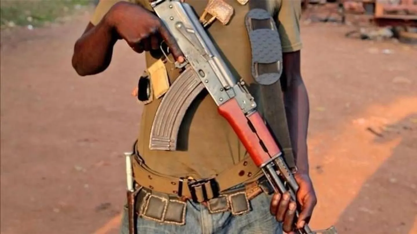 Gunmen kidnap 25 schoolgirls in northwestern Nigeria
