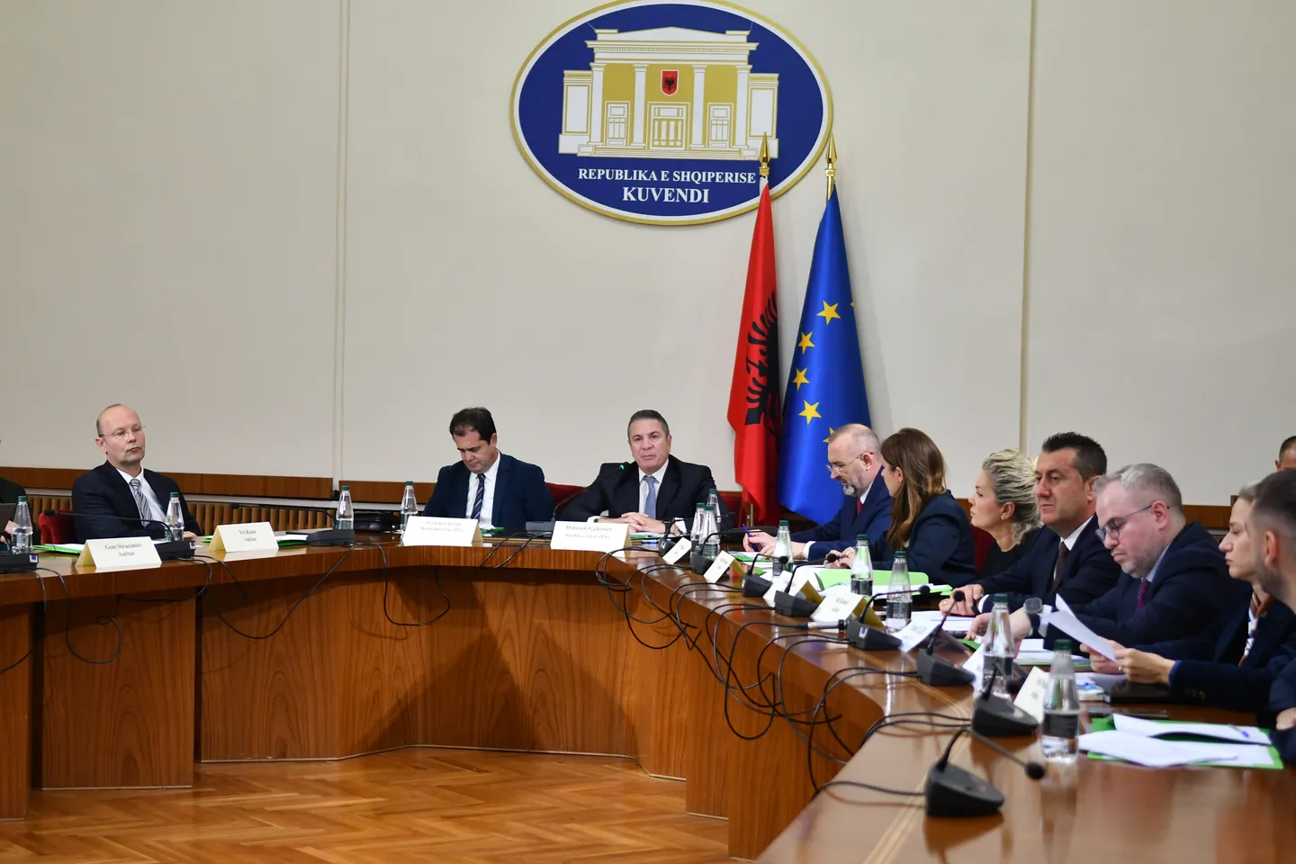 Shqipëri, konstituohet komisioni parlamentar për reformën zgjedhore