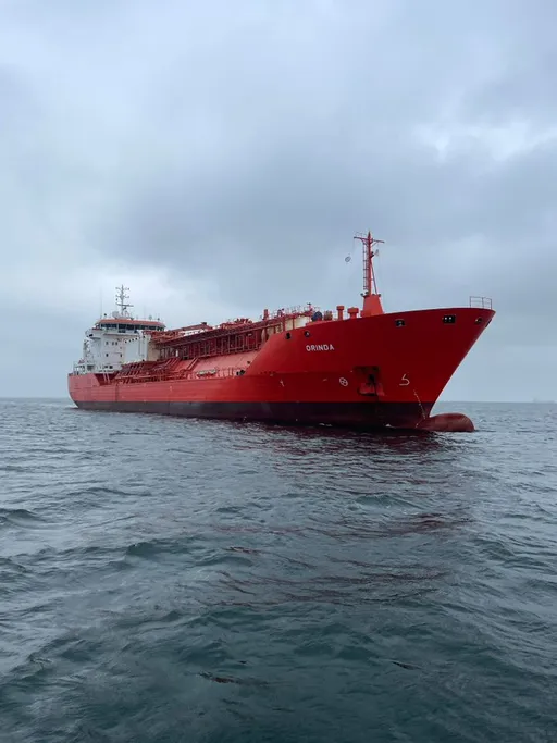 إصابة ناقلة غاز تحمل العلم التركي في ميناء إزمائيل الأوكراني