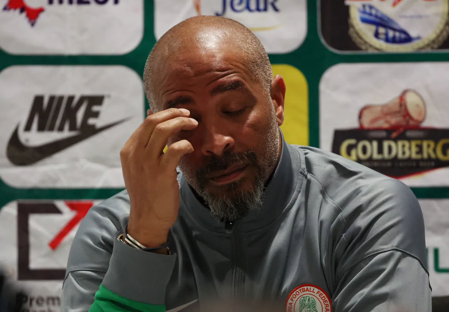 Le coach nigérian Chelle s'excuse: "Je n’ai jamais voulu viser le peuple congolais, que je respecte"