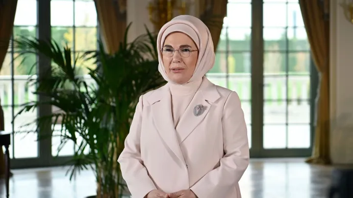 Эмине Эрдоган: миру угрожает демографический кризис