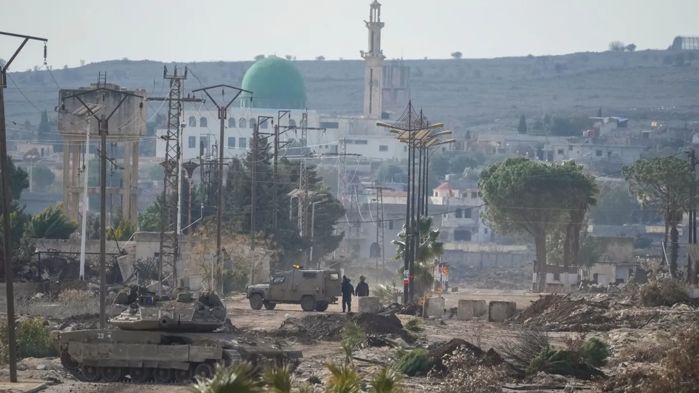 جيش الاحتلال يتوغل بالقنيطرة للمرة الثالثة.. وإعلام عبري: المفاوضات مع دمشق وصلت إلى طريق مسدود