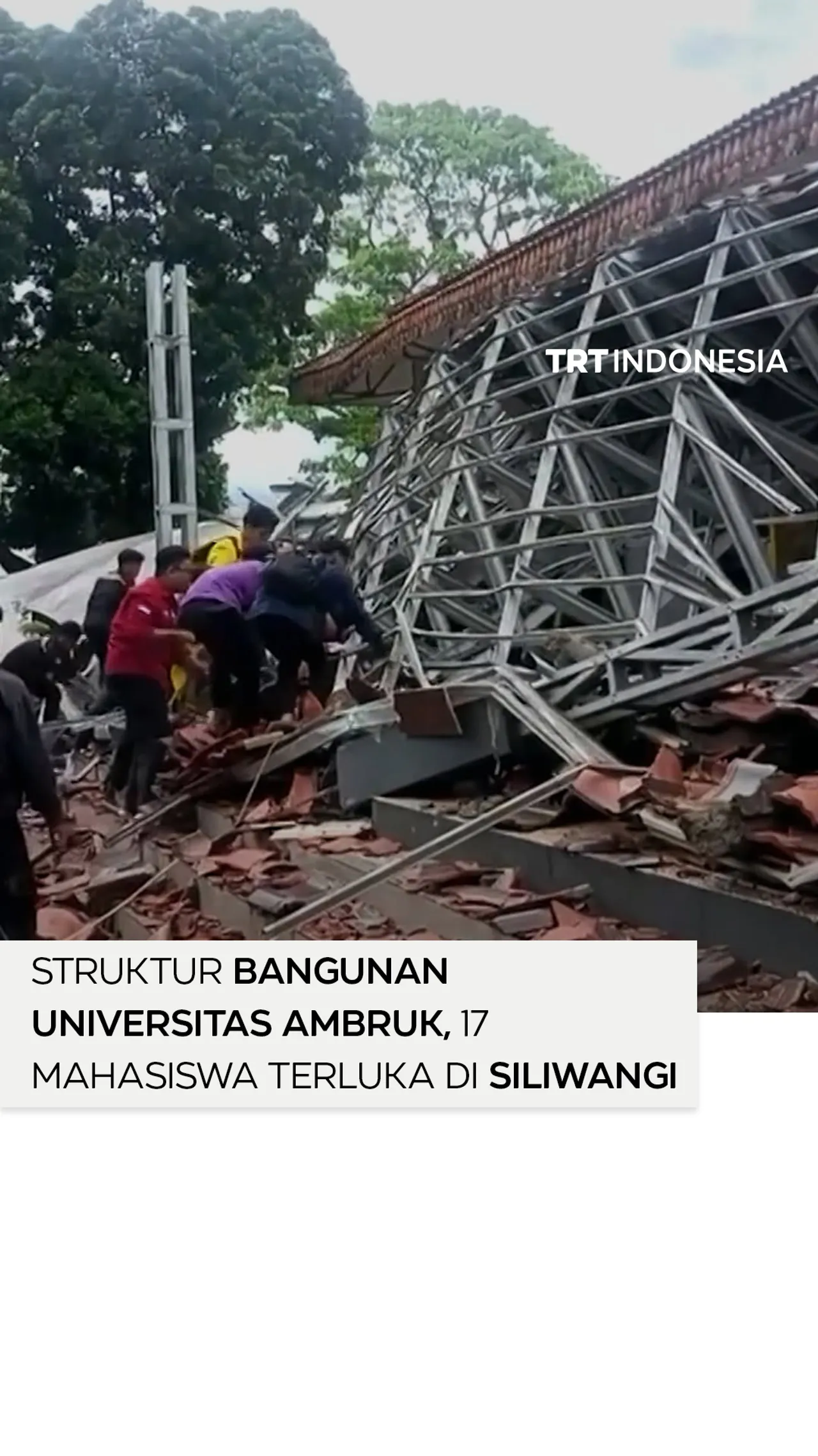 Struktur bangunan universitas ambruk, 17 mahasiswa terluka di Tasikmalaya