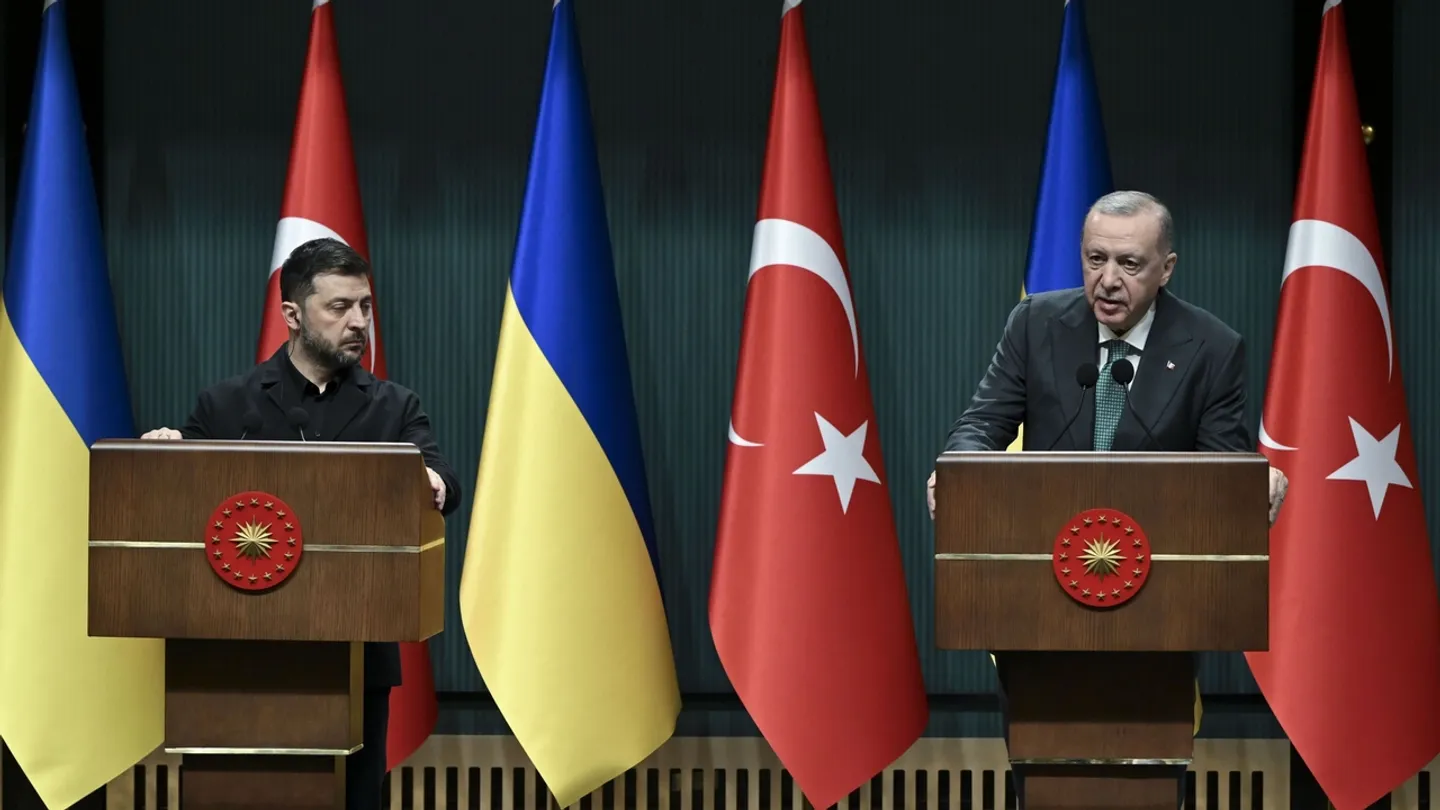 أردوغان يؤكد أهمية مفاوضات إسطنبول لإنهاء حرب روسيا وأوكرانيا.. وزيلينسكي يشيد بالدبلوماسية التركية