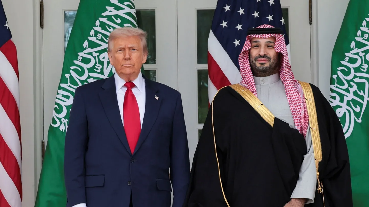 عربستان سعودی: برای کمک به دستیابی توافق میان آمریکا و ایران تمام تلاش خود را می‌کنیم