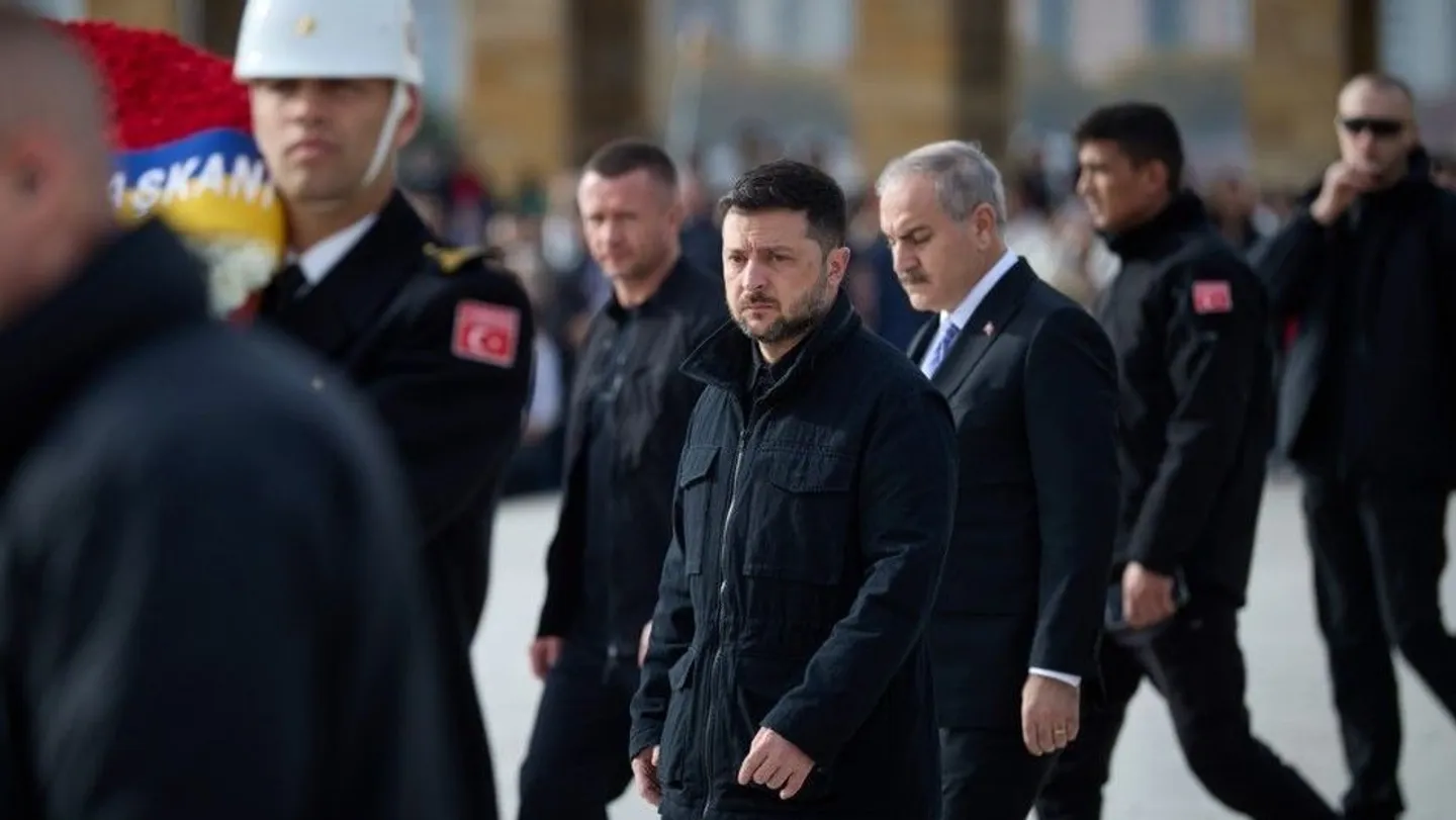 زيلينسكي يصل أنقرة لإجراء محادثات حول إنهاء الحرب مع روسيا