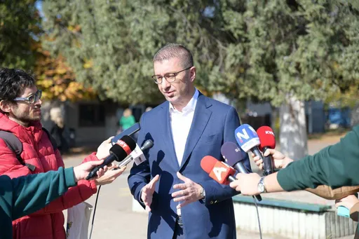 Мицкоски: Продолжуваме да работиме за нашата заедничка мултиетничка Македонија