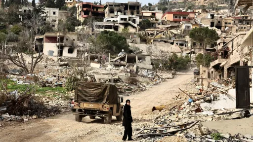 مقتل 4 في غارة على جنوب لبنان والاحتلال يعلن نيته تكثيف هجماته ضد حزب الله