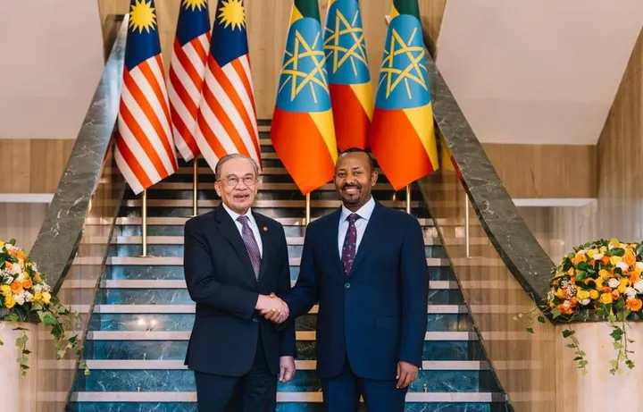 Anwar exhorte les jeunes Malaisiens et Africains à se libérer de la 'mentalité coloniale'