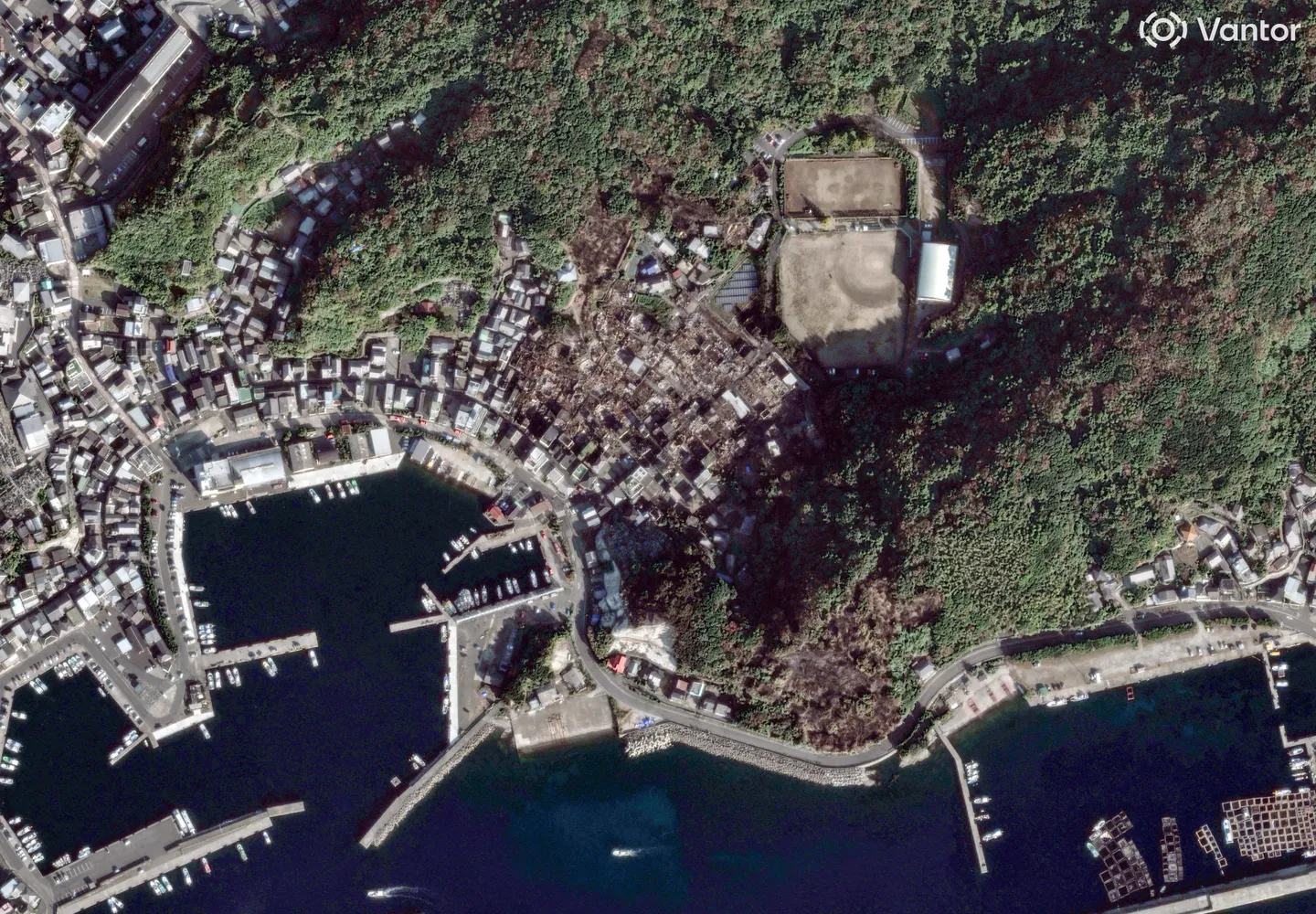 大分市佐賀関の大規模火災、半島部分で鎮火