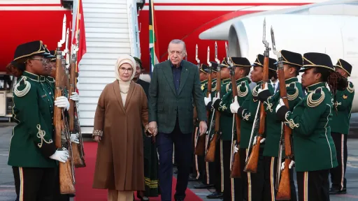 الرئيس أردوغان يصل إلى جنوب إفريقيا للمشاركة في قمة مجموعة العشرين