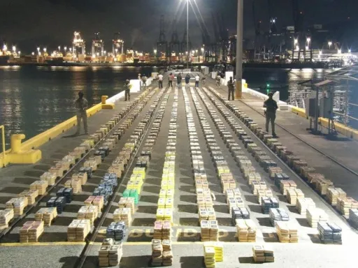 Colômbia apreende 14 toneladas de cocaína na “maior apreensão” em 10 anos