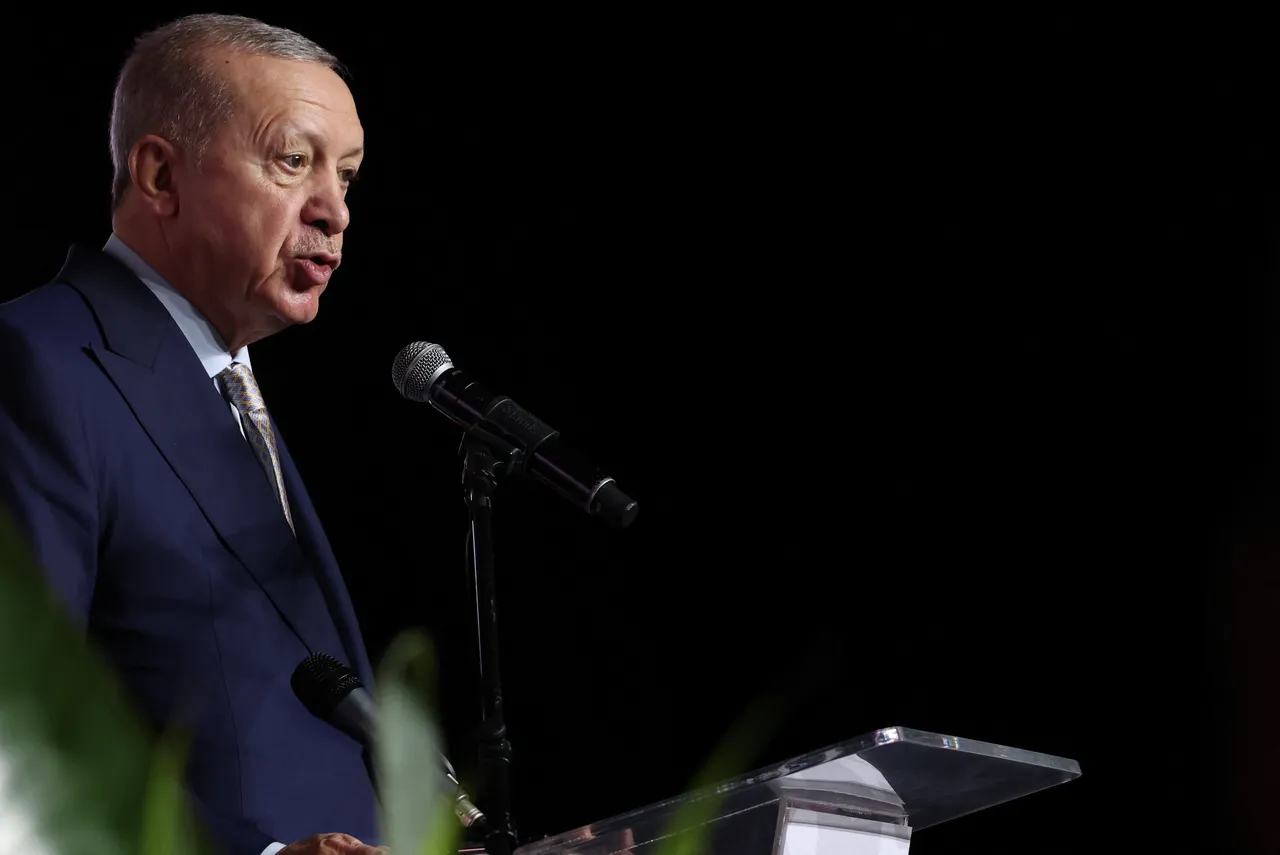 اردوغان په غزه کې د ښځو پروړاندې د اسرائیل د وحشت په اړه پر کمزوري غبرګون سخته نیوکه وکړه