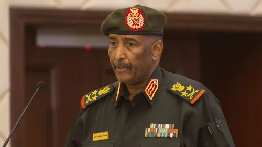 "غير محايدة".. البرهان يرفض اقتراح اللجنة الرباعية لوقف إطلاق النار في السودان