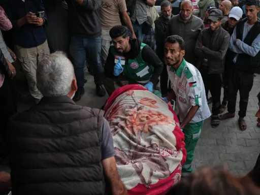 Autoridades: Israel matou mais de 340 palestinianos em Gaza em quase 500 violações do cessar-fogo