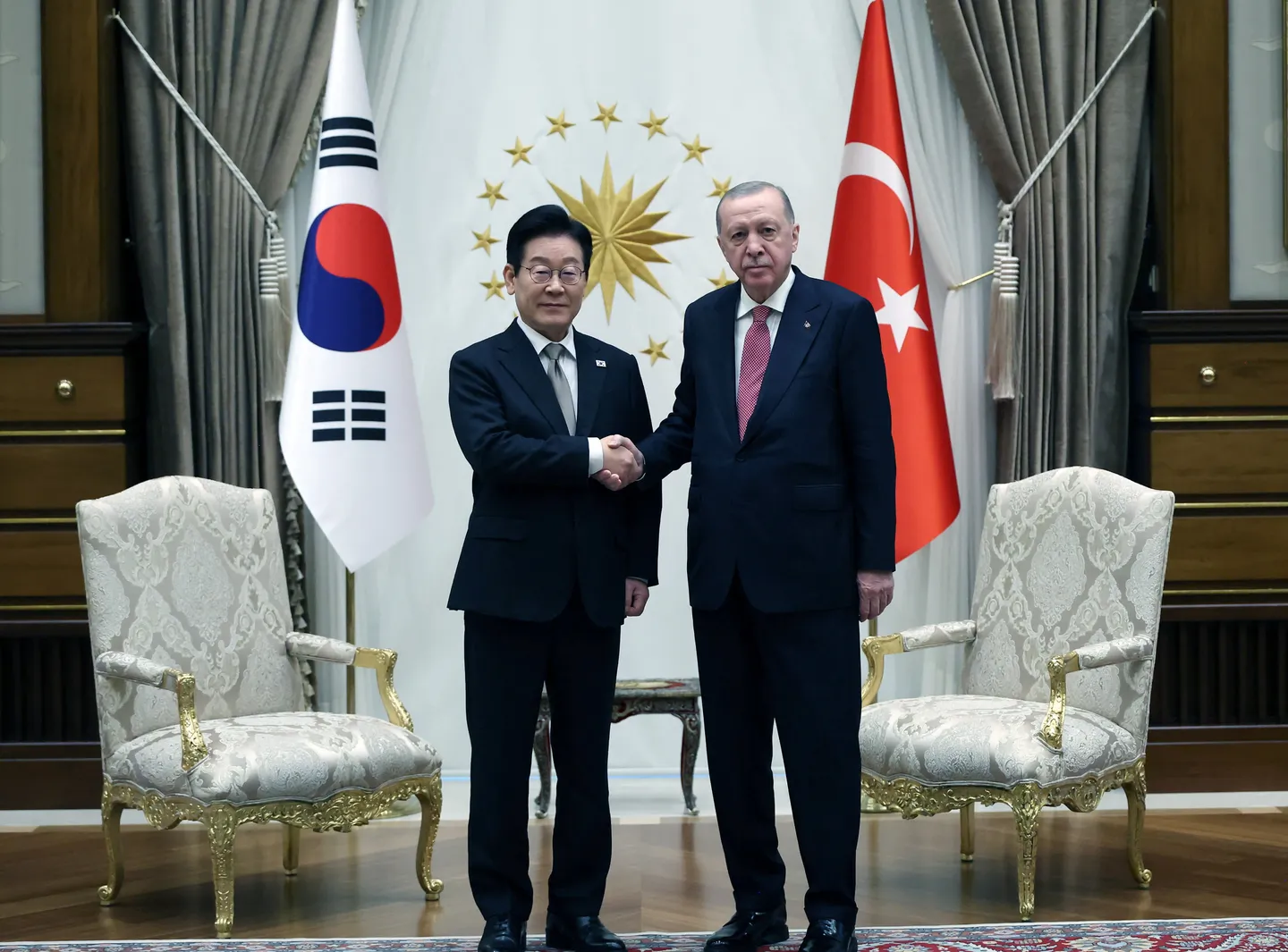 Türkiyäniň we Günorta Koreýanyň Prezidentleri Ankarada strategik taýdan möhüm meseleleri ele aldylar