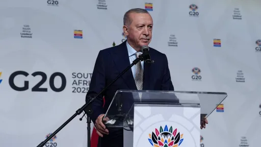 “Ukraina, Ğazzä häm Sudanda tınıçlıq öçen tırışlıqlarnı qabat başlatabız”