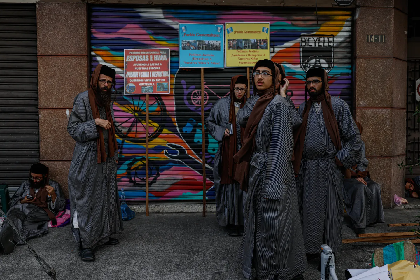 17 children rescued from controversial ultra-Orthodox Jewish group Lev Tahor in Colombia