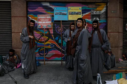 17 children rescued from controversial ultra-Orthodox Jewish group Lev Tahor in Colombia