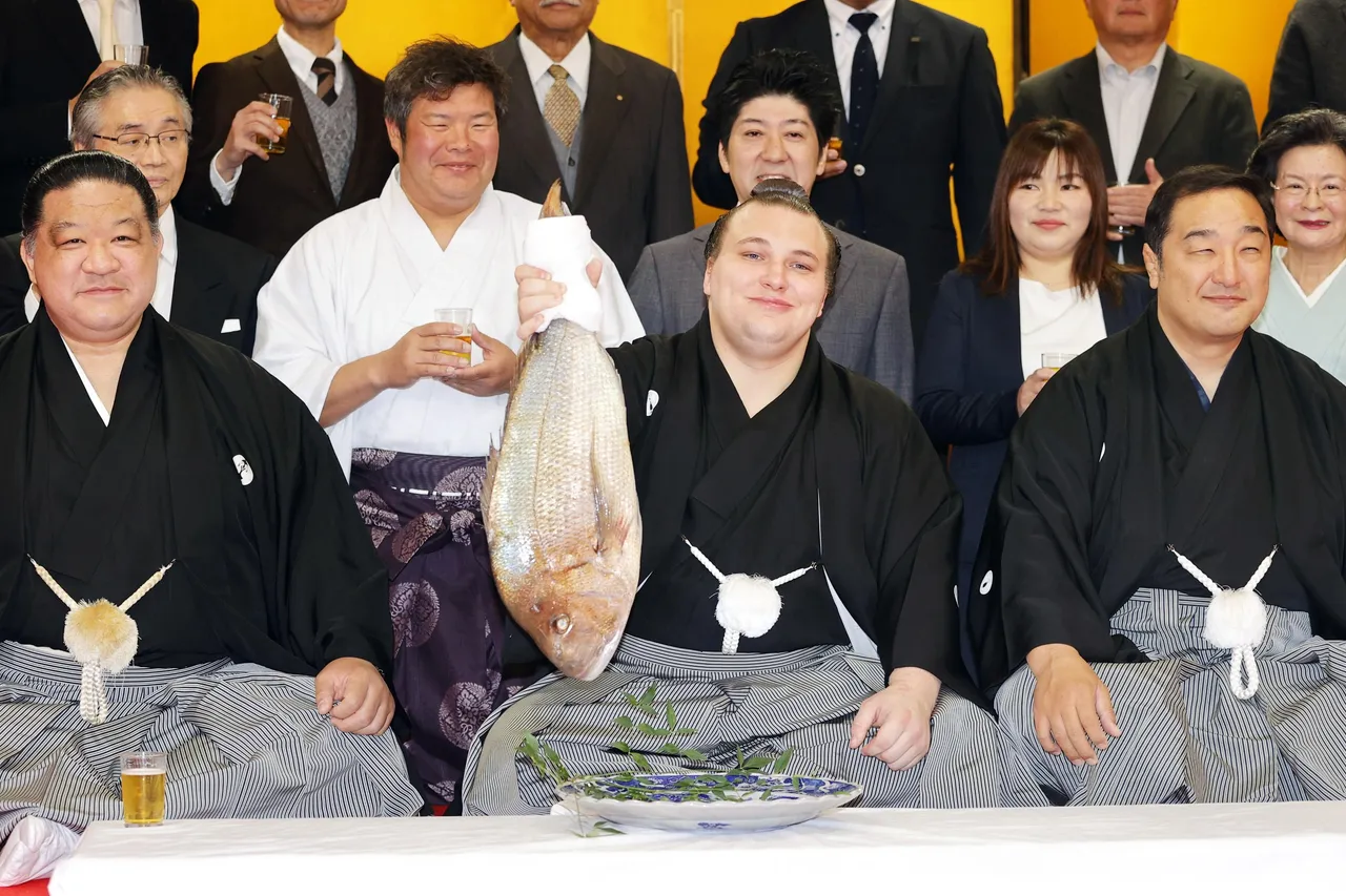 ウクライナ出身の安青錦新大、大関昇進で日本相撲界の頂点に迫る