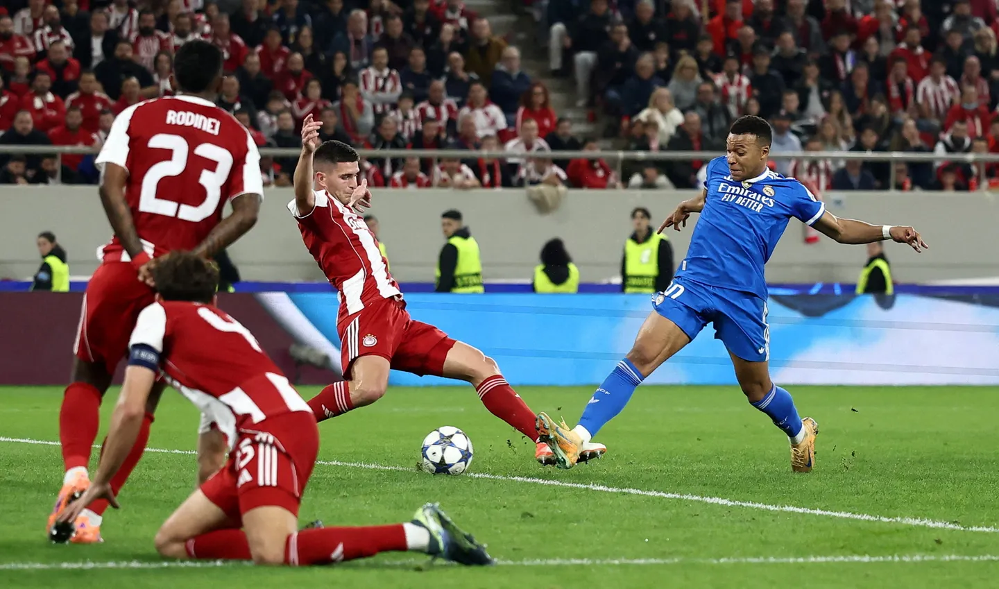 Лига на шампиони: ПСВ го понижи Ливерпул на Енфилд, Арсенал подобар од Баерн