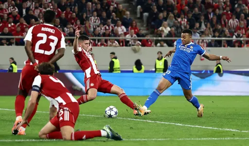 Лига на шампиони: ПСВ го понижи Ливерпул на Енфилд, Арсенал подобар од Баерн