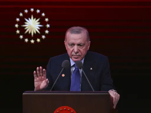 Erdogan critica resposta fraca à barbaridade de Israel contra mulheres em Gaza