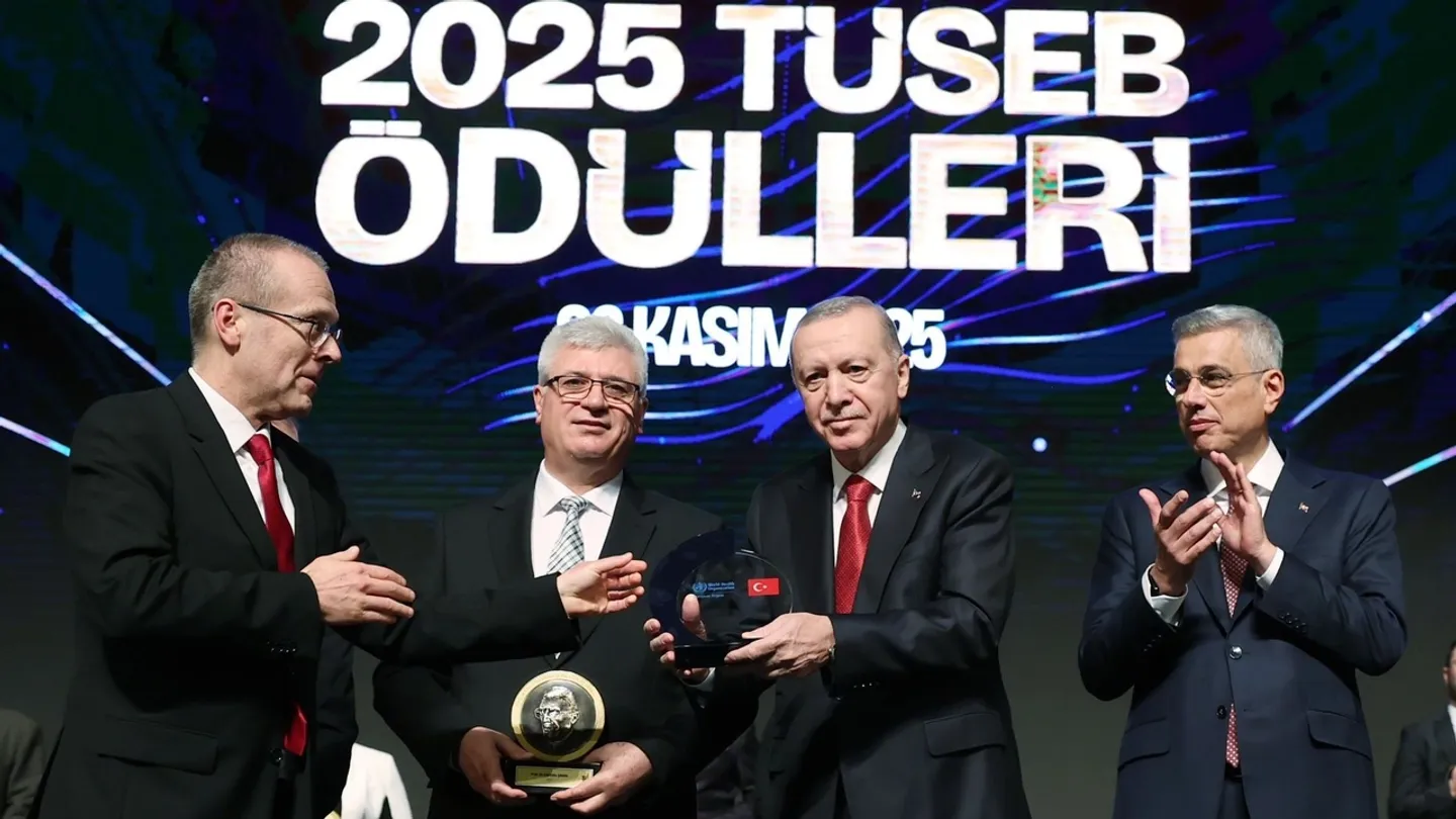 دوران: منح أردوغان جائزة "الصحة العالمية" يثبت حضور تركيا بالساحة الدولية