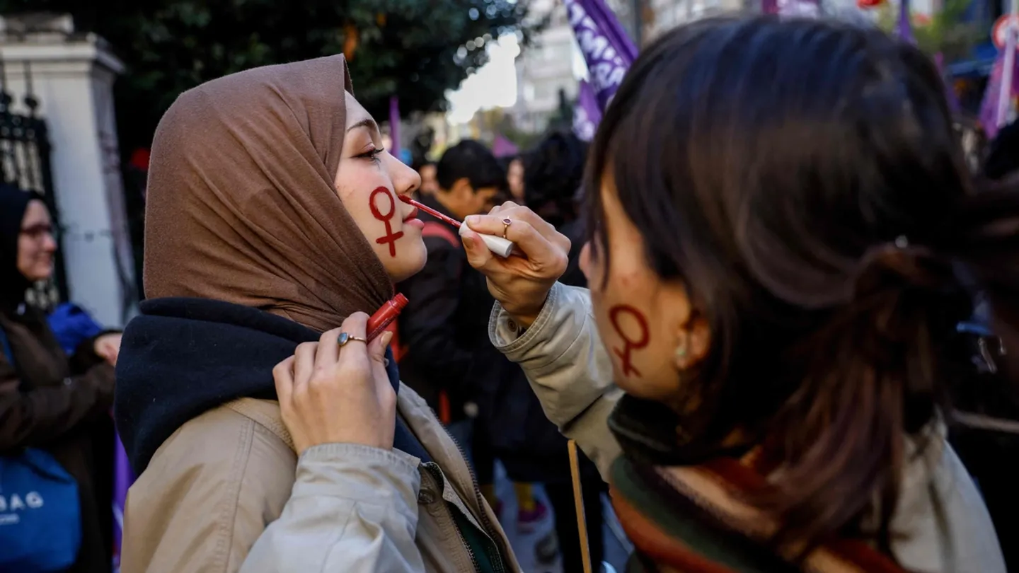 Tolerância zero para a violência contra as mulheres na Türkiye