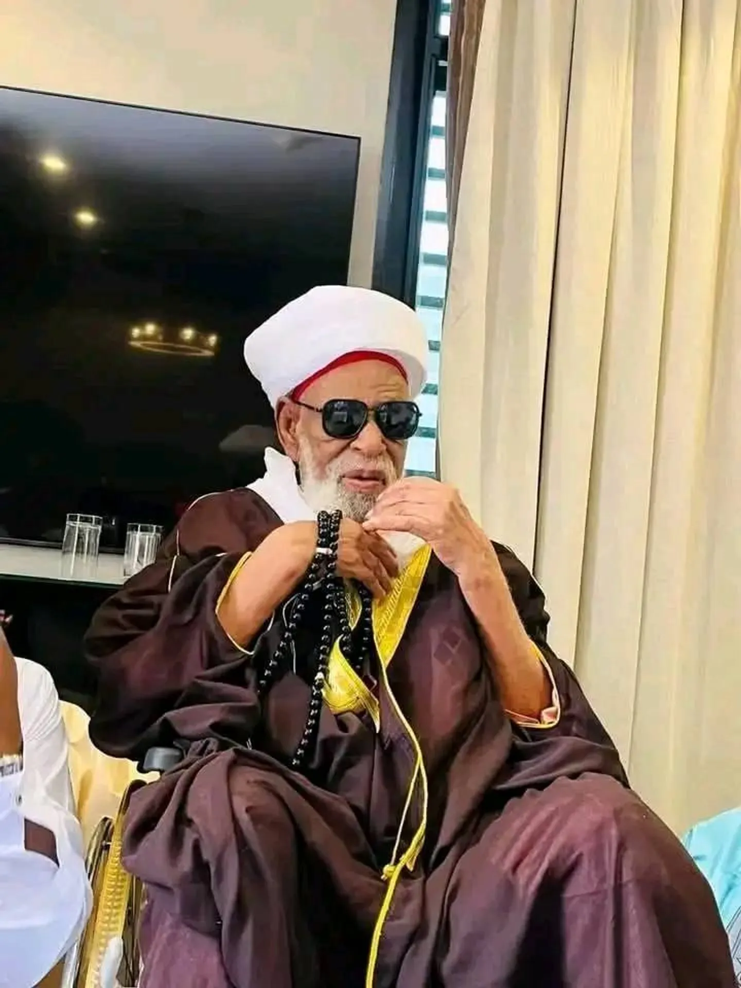 Nigeria dey mourn afta dem bury popular cleric Dahiru Bauchi