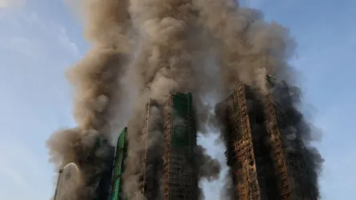 Гонконгтағы өрттен қаза тапқандар саны 44-ке жетті