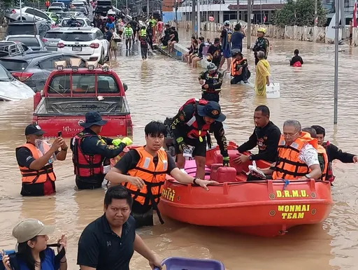 Hampir 1,500 rakyat Malaysia dipindahkan dari Hat Yai