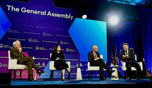 דבריה של יועצת לשעבר של אובמה מעוררים ביקורת נגד