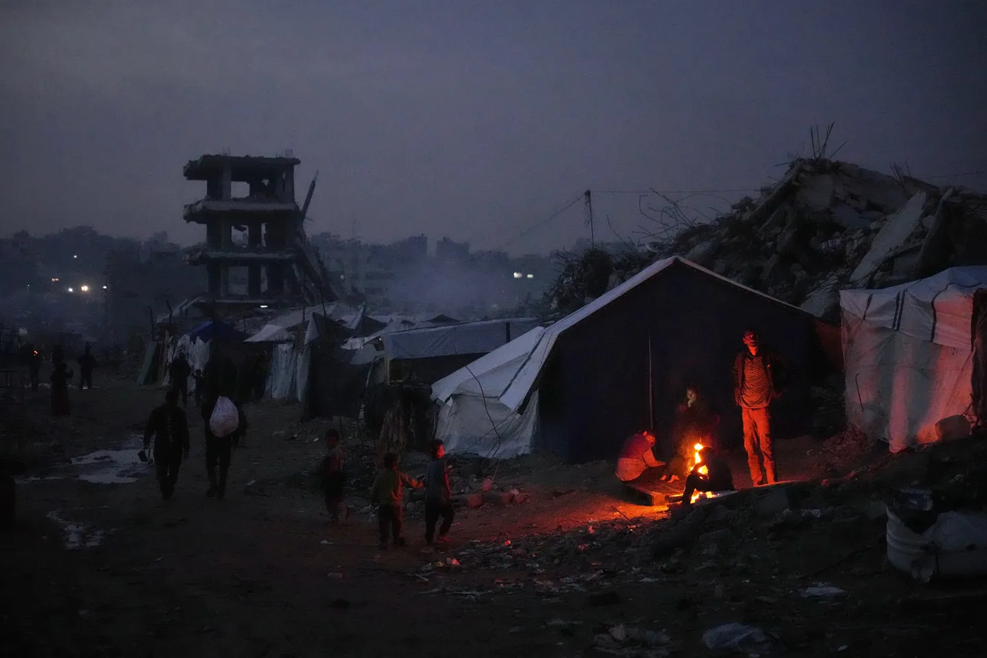 Две деца меѓу петмината жители на Газа убиени во израелските напади по заканата на Нетанјаху