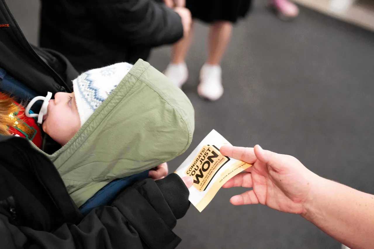 Scandale sanitaire: nouveau rappel de laits infantiles