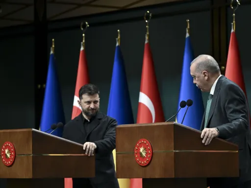 Türkiye: Cessar-fogo Rússia-Ucrânia é necessário antes de qualquer negociação sobre envio de tropas