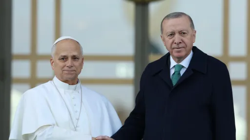 Erdogan saúda a visita do Papa à Türkiye como um passo fundamental para fortalecer uma base comum